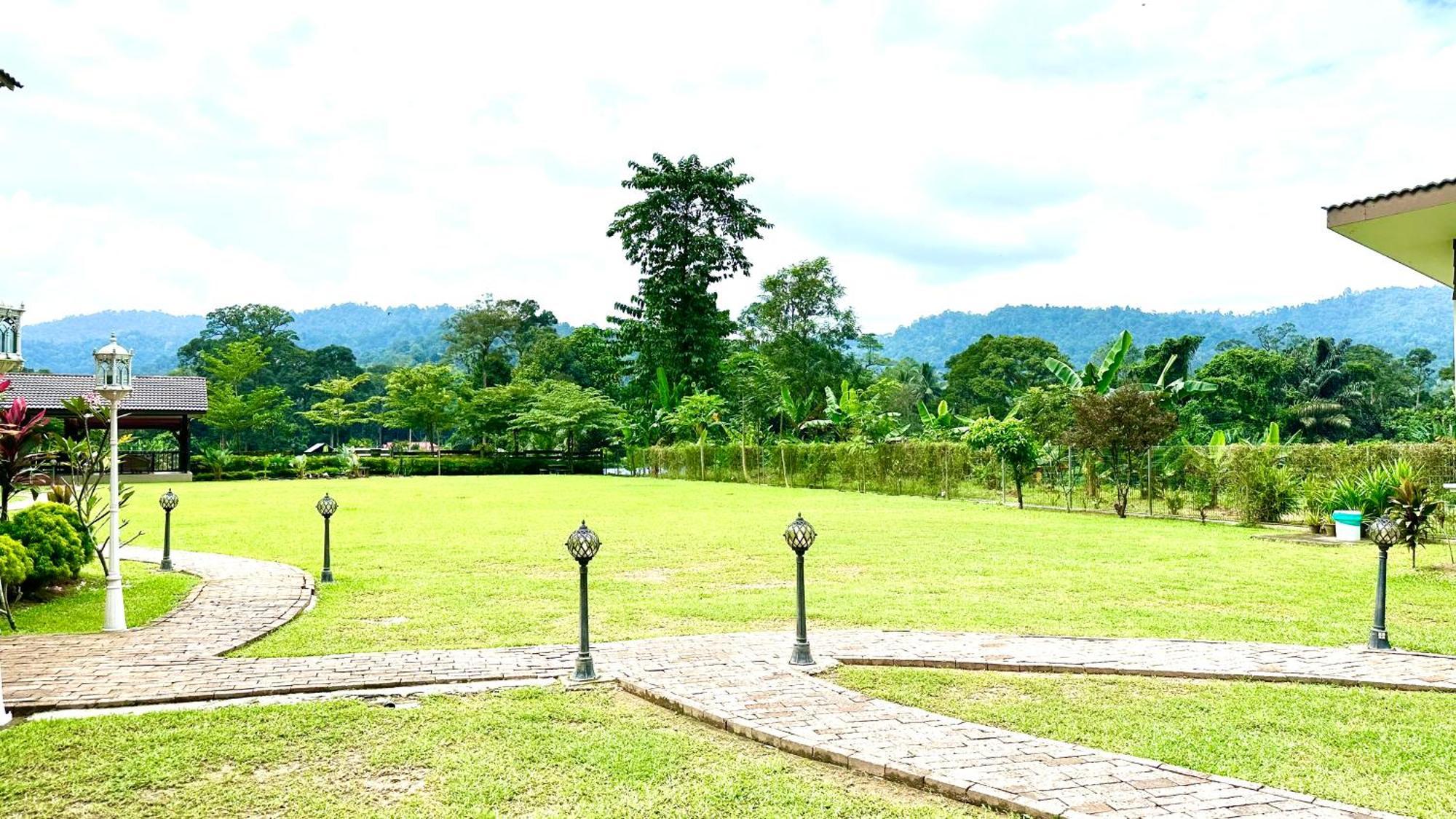 Soulmate Village Hulu Langat Exterior foto